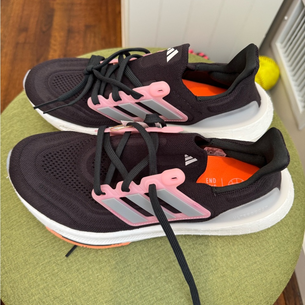 Ultraboost sneakers Junior size 7 new in box